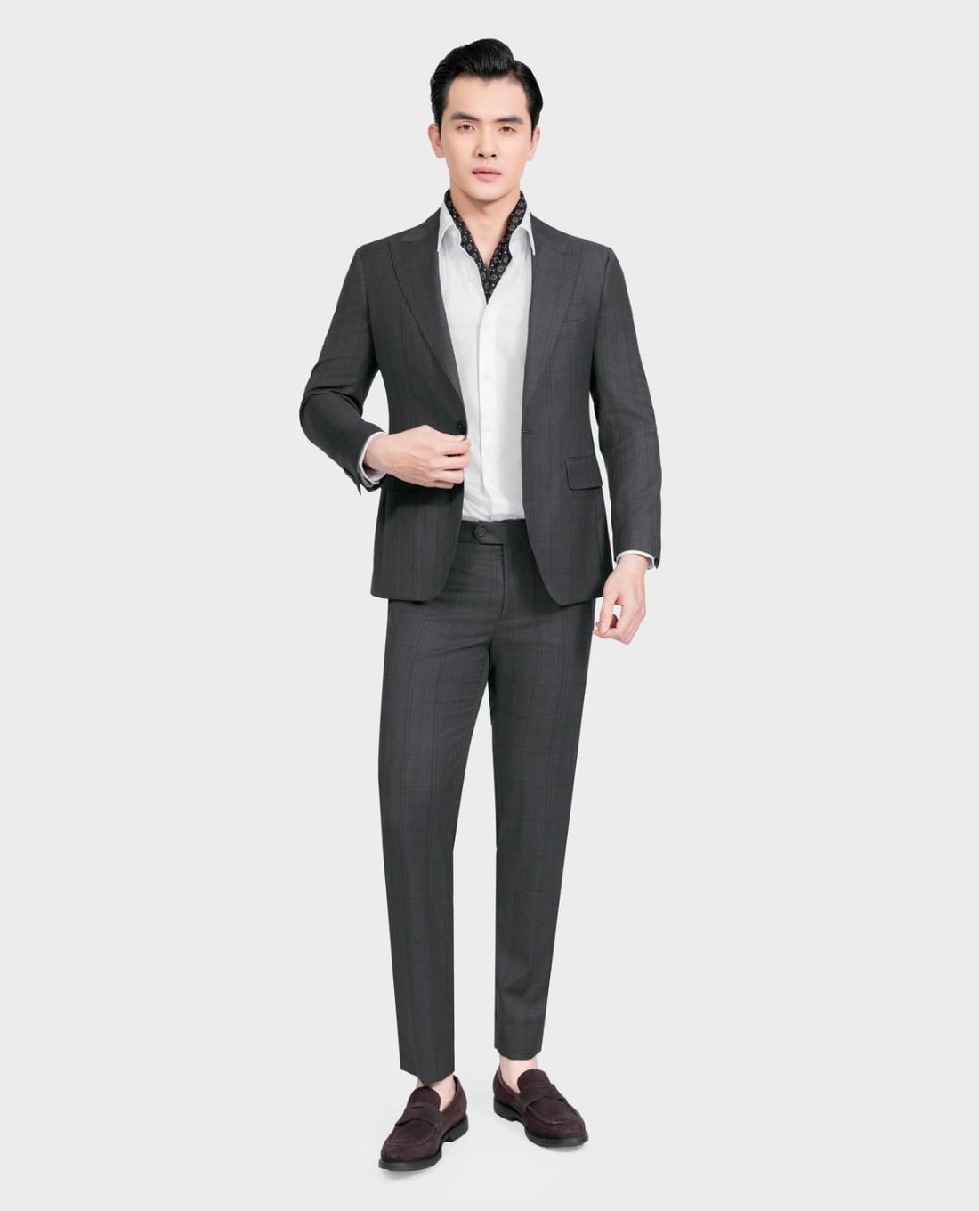 ARISTINO BUSINESS - Bộ suit nam một hàng nút cổ V tay dài kẻ caro