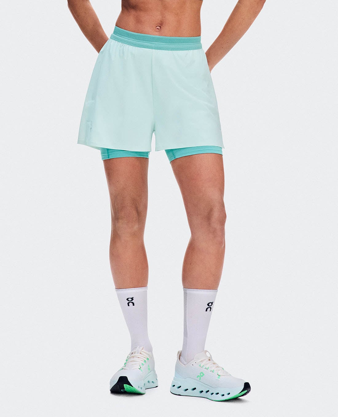 ON RUNNING - Quần short chạy bộ nữ 3