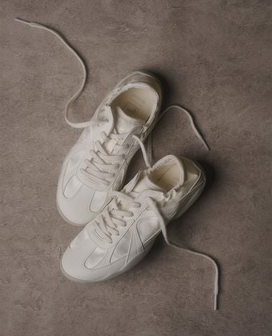  FILA - Giày sneakers nữ cổ thấp Glio 