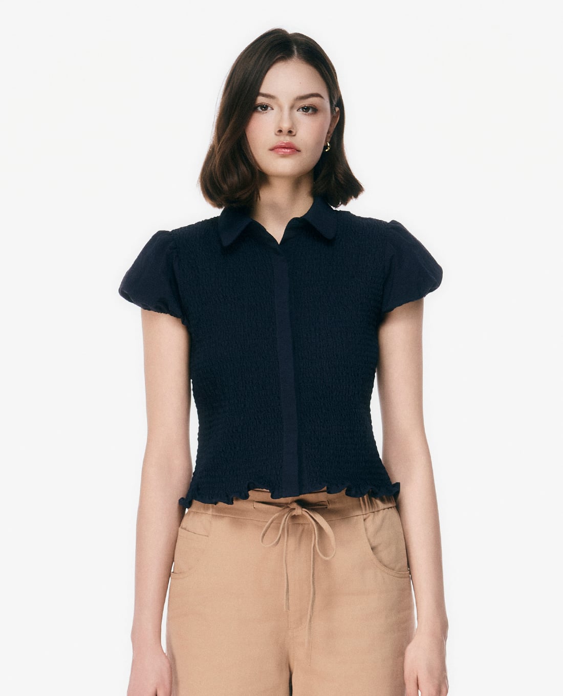 GIGI - Áo sơ mi nữ cổ bẻ tay ngắn nhún eo