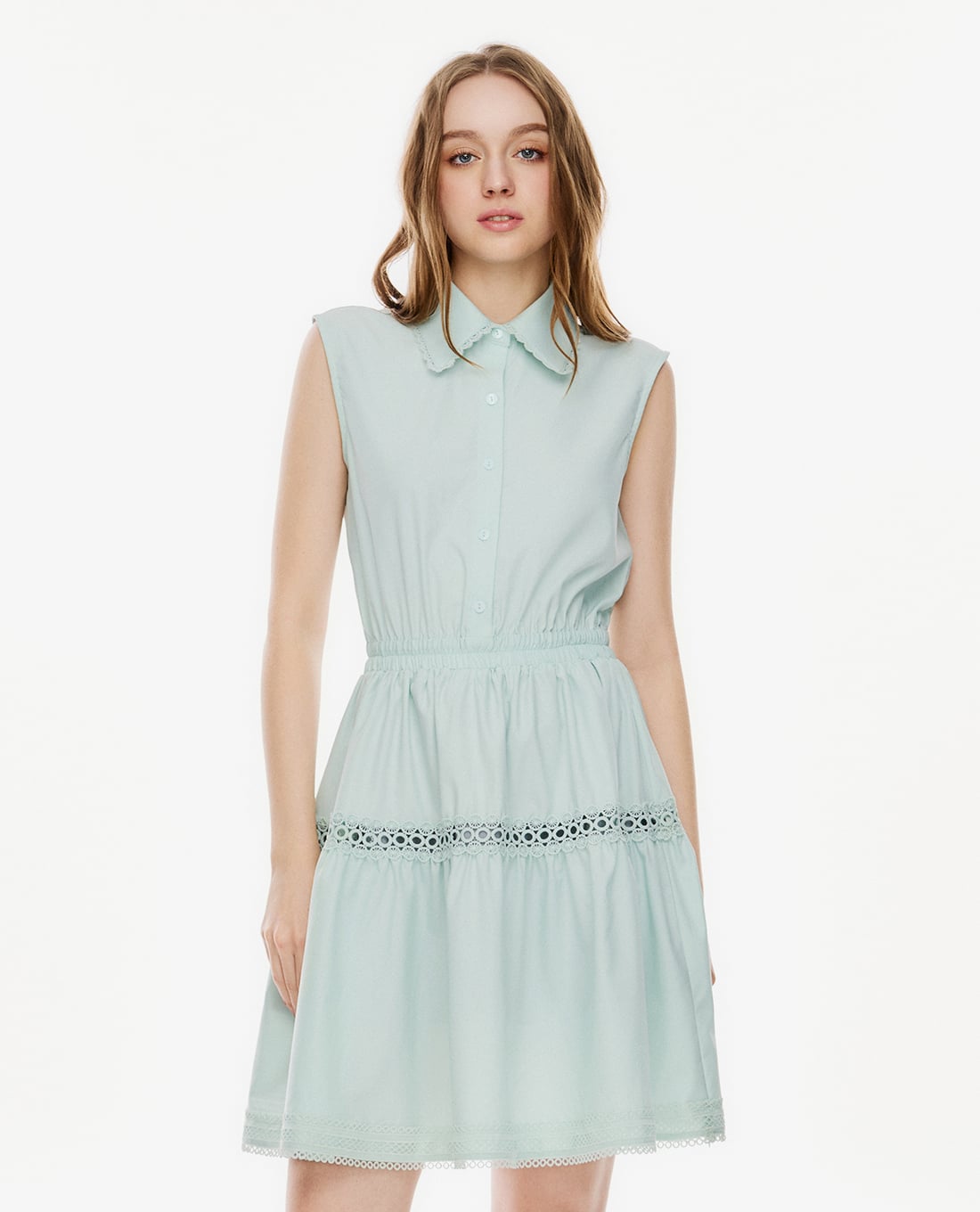 GIGI - Đầm sát nách mini cổ bẻ phối ren