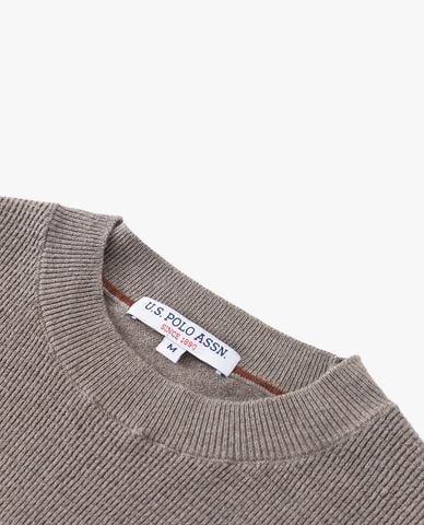  USPA - Áo dệt kim nam cổ tròn tay dài thêu logo 