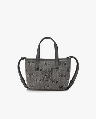  MLB - Túi đeo chéo nữ Classic Monogram Denim Embossed Mini 
