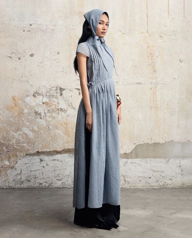  THOME - Áo dài nữ cổ tròn tay ngắn xếp li 