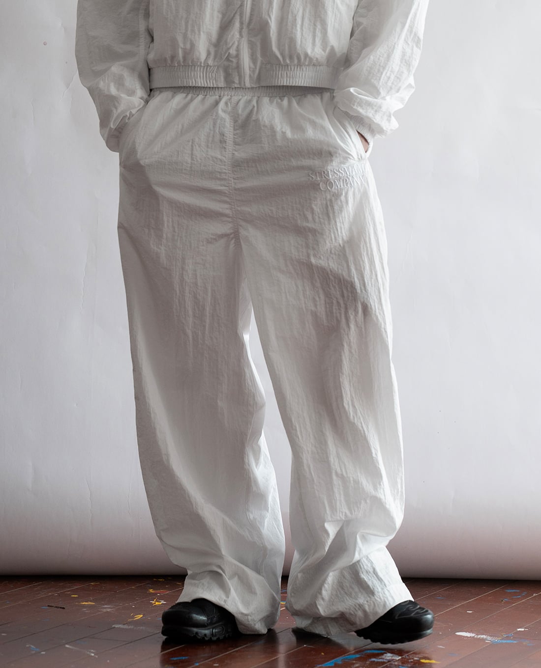 STRESSMAMA - Quần dài unisex ống rộng Company