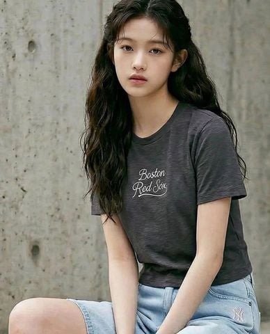  MLB - Áo croptop nữ cổ tròn tay ngắn 