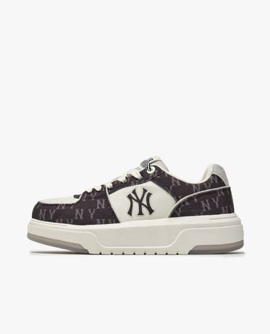  MLB - Giày sneakers unisex cổ thấp Chunky Liner Denim Monogram 