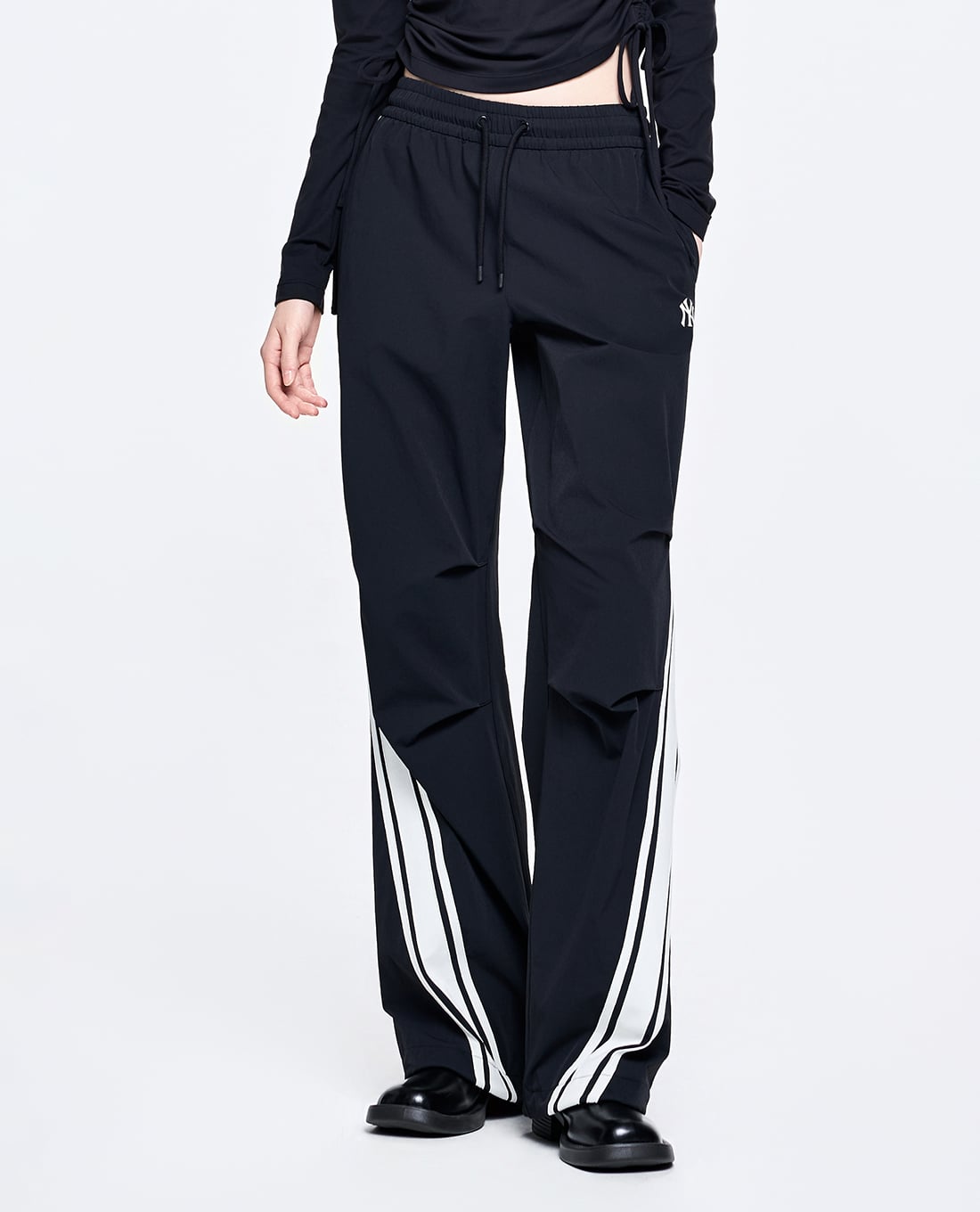 MLB - Quần dài unisex ống rộng Varsity Sporty