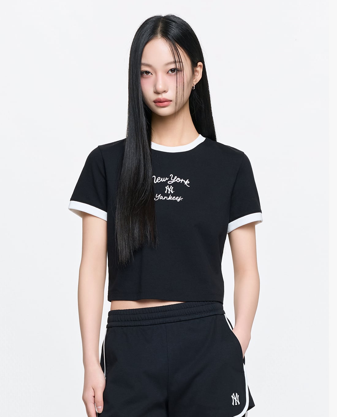 MLB - Áo croptop nữ cổ tròn tay ngắn Sportive