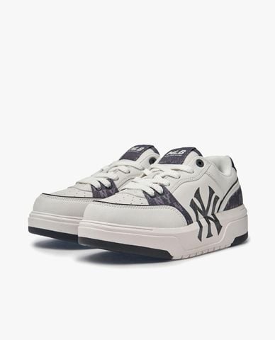  MLB - Giày sneakers unisex cổ thấp Chunky Liner Window Monogram 