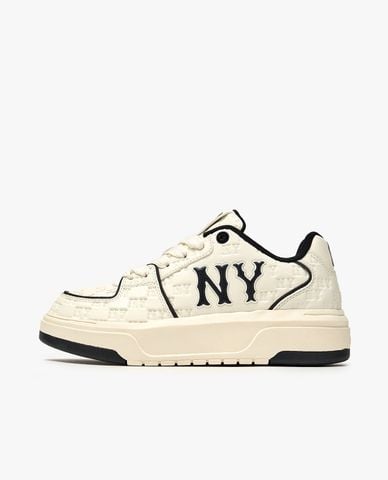  MLB - Giày sneakers unisex cổ thấp Chunky Liner Embo Monogram 