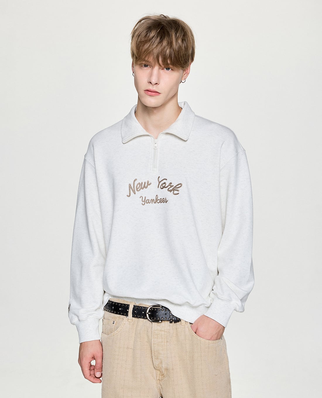MLB - Áo sweatshirt unisex cổ bẻ tay dài Basic Lettering