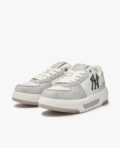  MLB - Giày sneakers unisex cổ thấp Chunky Liner Embo Monogram 