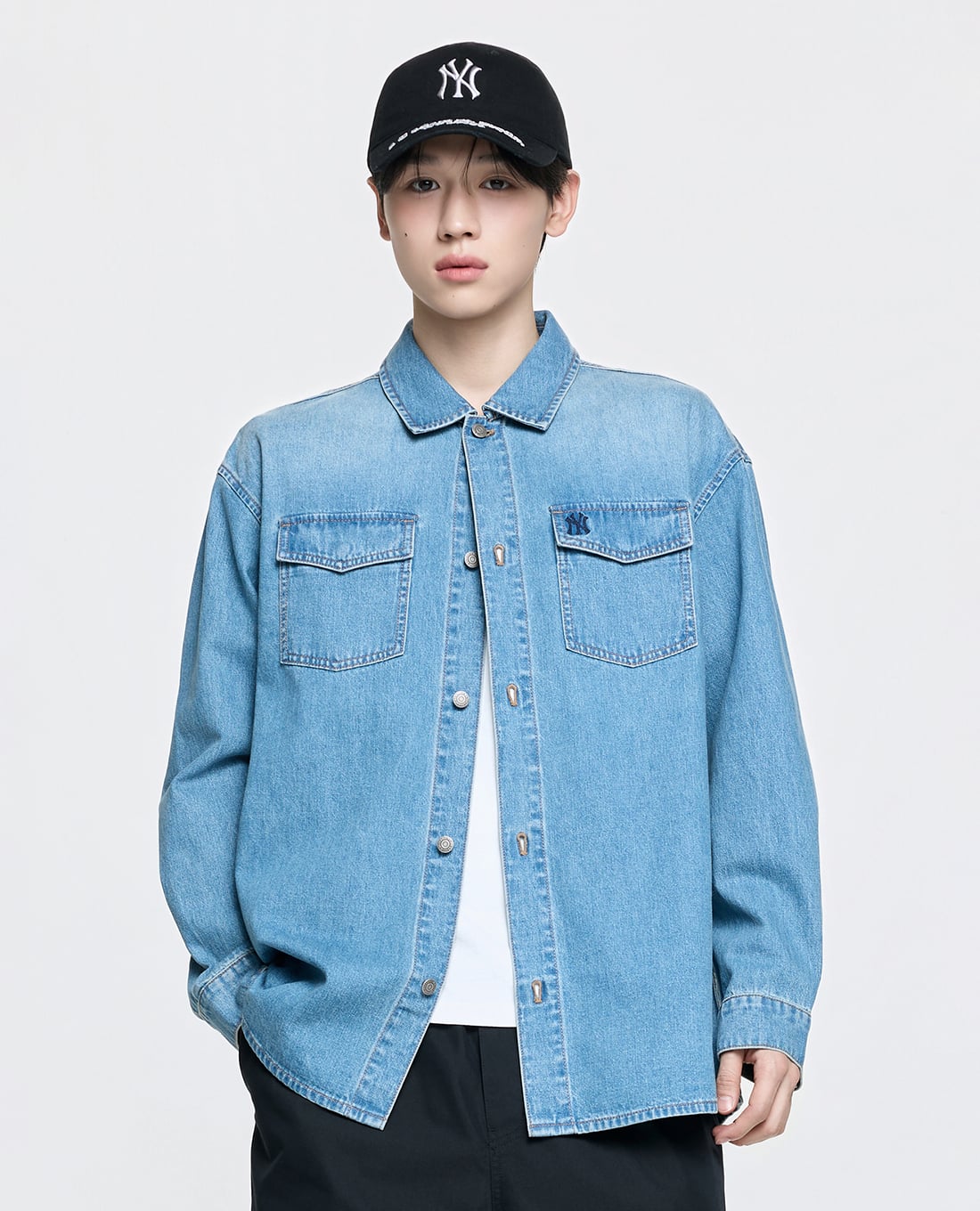 MLB - Áo sơ mi denim unisex tay dài Varsity Vintage