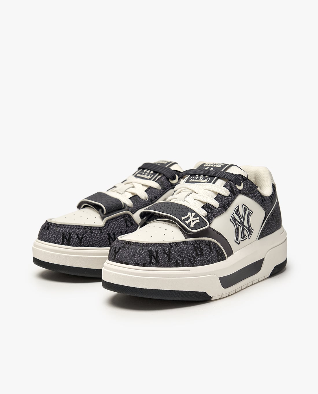 MLB Chunky Liner Pocket Monogram - giày sneaker tăng chiều cao nam tại Maison Online
