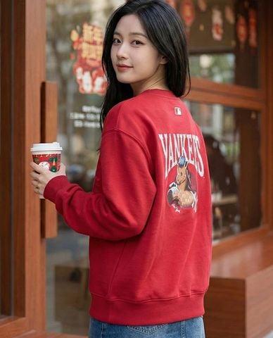  MLB - Áo sweatshirt unisex cổ tròn tay dài New Year Horse 