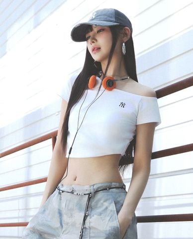  MLB - Áo trễ vai nữ Basic Small Logo 