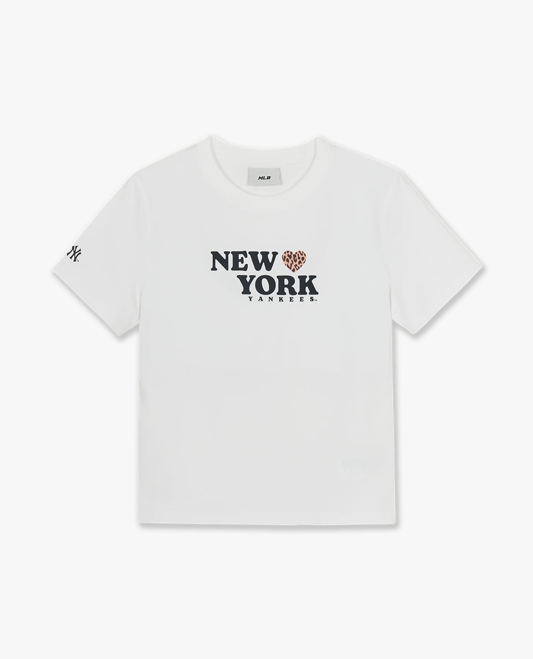 MLB - Áo thun nữ tay ngắn Leopard Heart Lettering