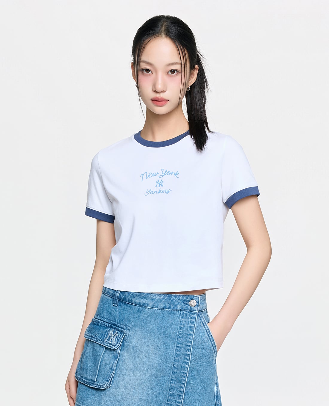 MLB - Áo croptop nữ cổ tròn tay ngắn Sportive