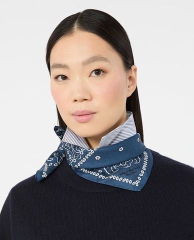  WEEKEND MAX MARA - Khăn choàng nữ phom vuông Wkaelodia 
