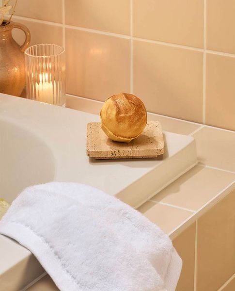  LUSH - Bom tắm Sticky Dates 