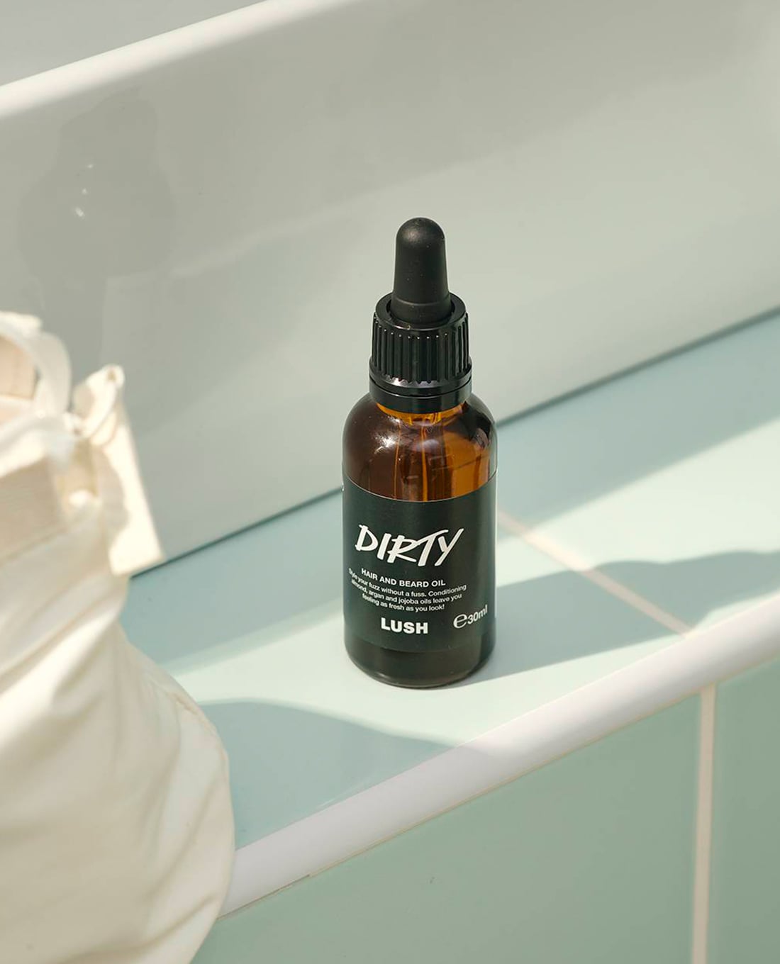 LUSH - Dầu dưỡng tóc và râu Dirty