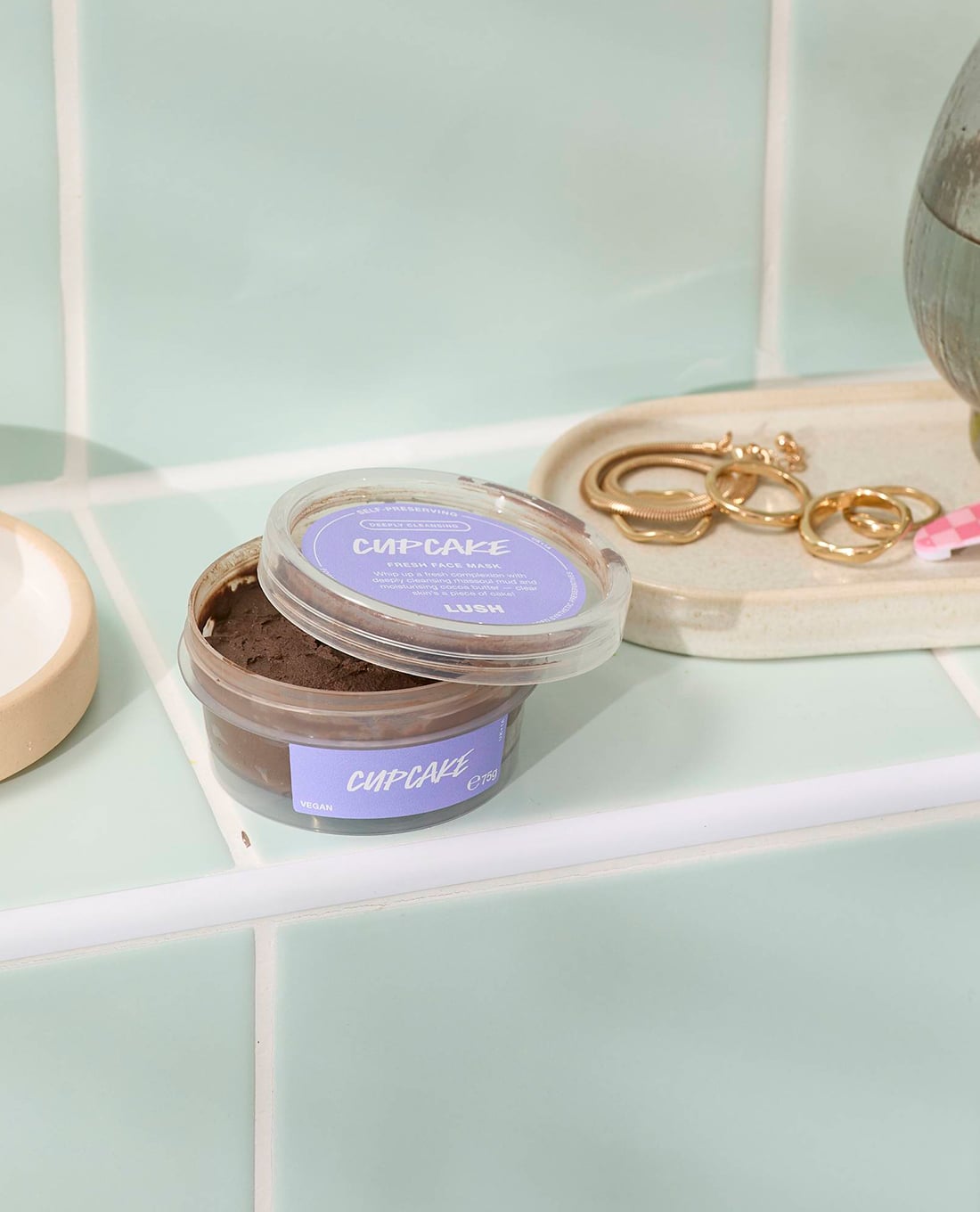 LUSH - Mặt nạ tươi Cupcake