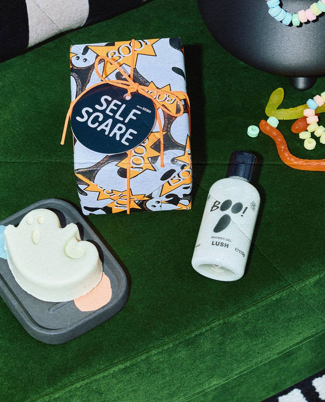 LUSH - Bộ quà tặng Self Scare