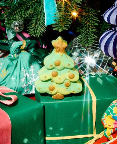 LUSH - Bom tắm Christmas Tree 