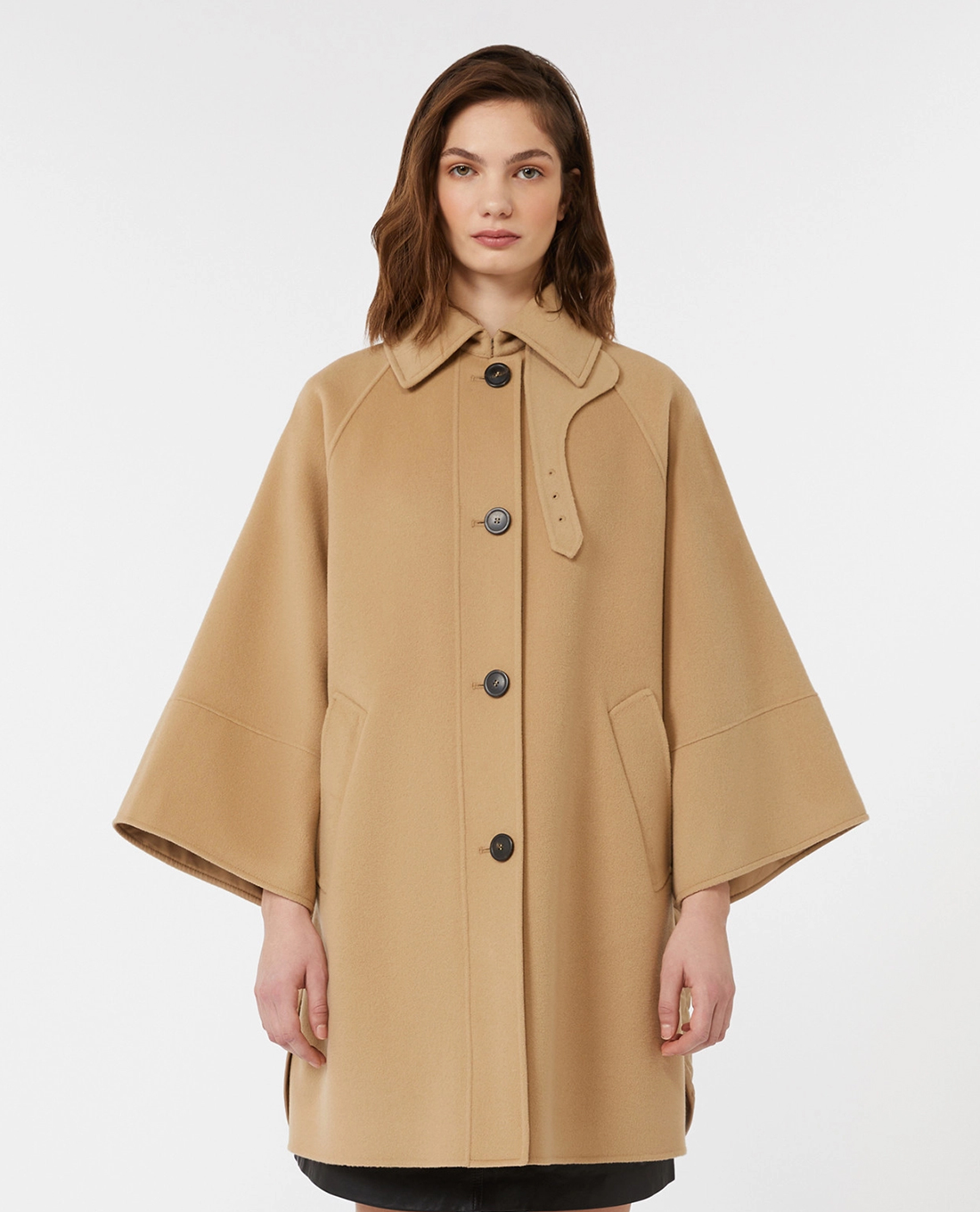 URBAN REVIVO - Áo khoác dạ lông cừu nữ Rufo