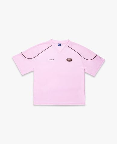  FILA - Áo thun thể thao unisex cổ V tay ngắn Sports x Balletcore 