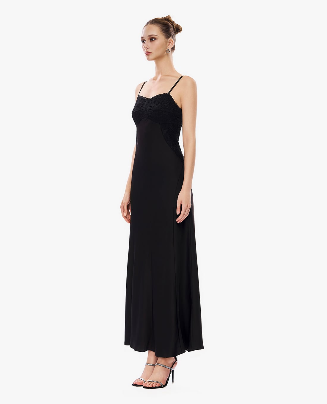 GIGI đầm hai dây nữ maxi phối ren