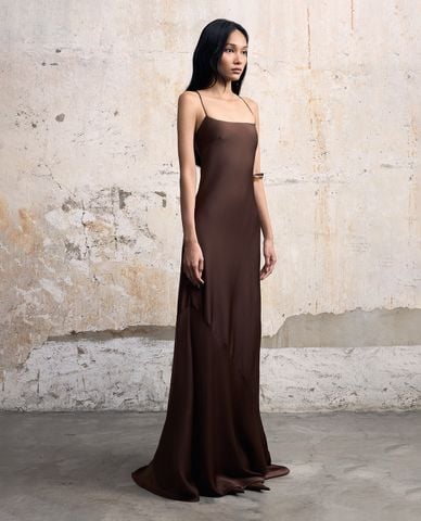  THOME - Đầm hai dây maxi cổ vuông Tám Tiết 