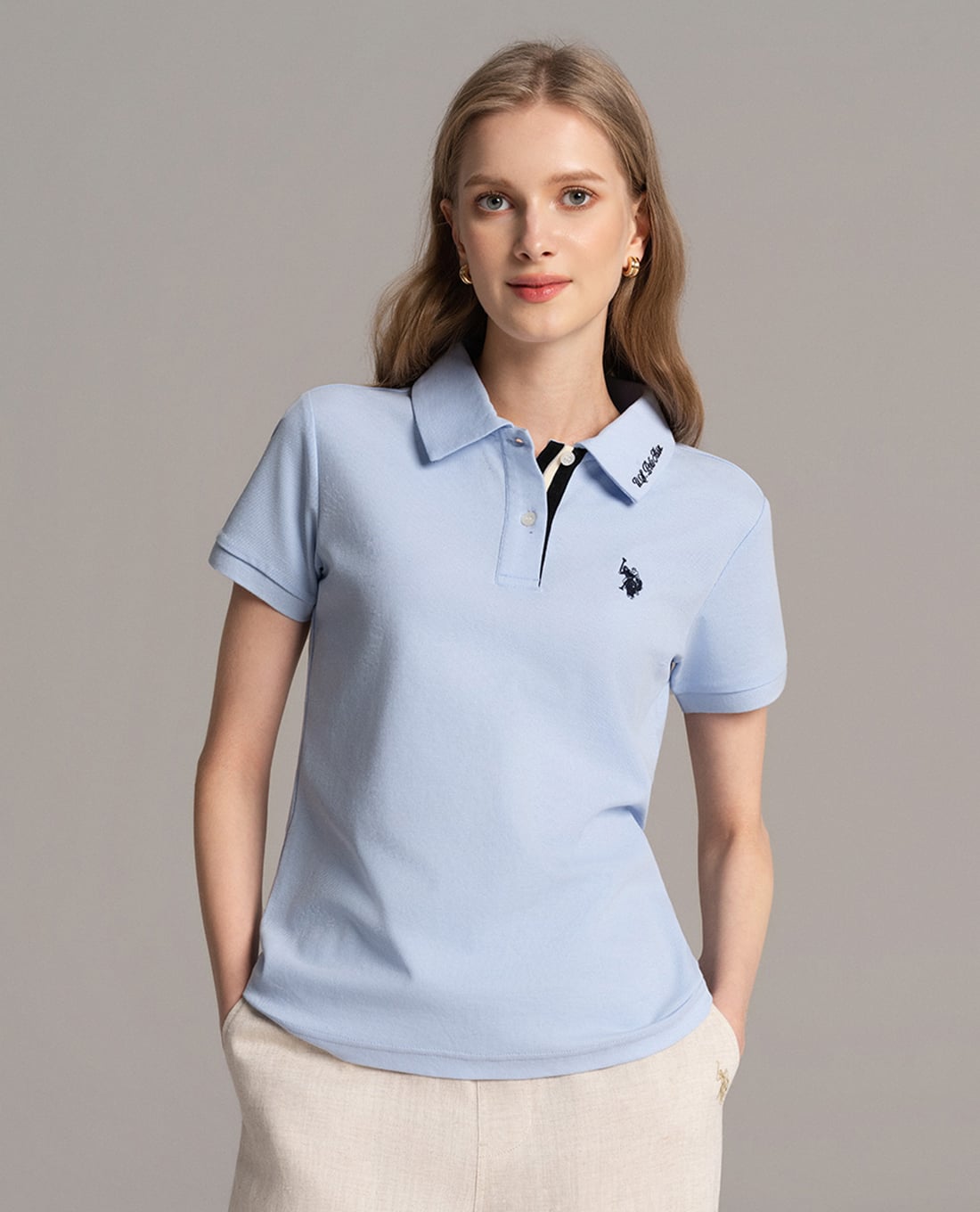 USPA - Áo polo nữ cổ bẻ thêu chữ tay ngắn