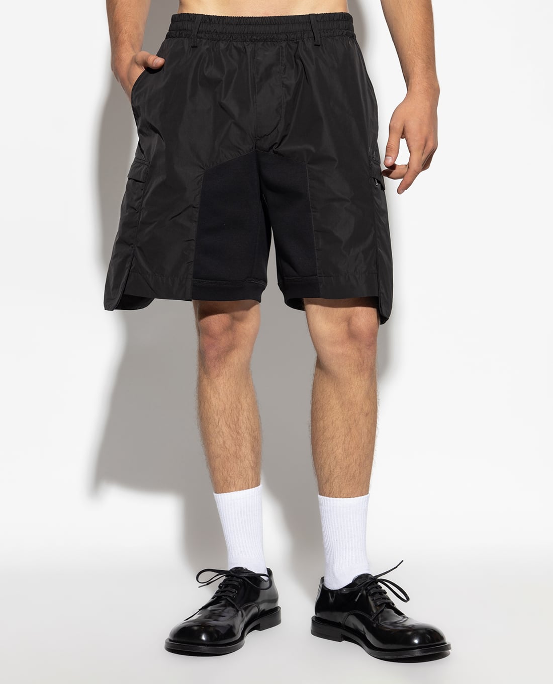 DSQUARED2 - Quần short nam ống rộng phối túi hộp