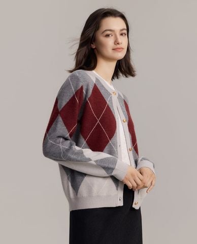  USPA - Áo khoác cardigan nữ cổ tròn họa tiết quả trám 