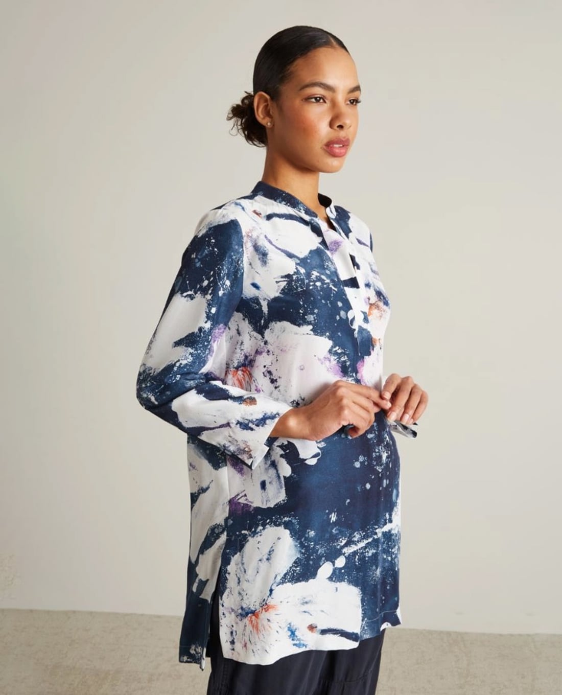 MAX&Co. - Áo kiểu nữ cổ tròn tay dài nghệ thuật Banjo