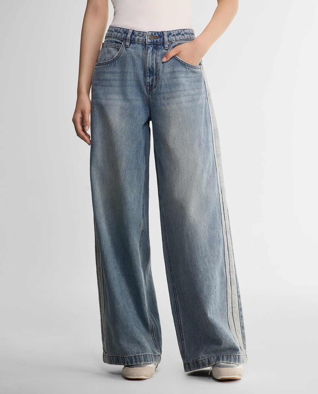 LEE - Quần jeans nữ ống rộng wash bạc