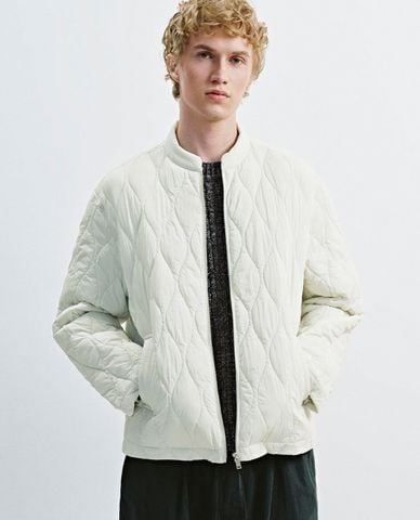  URBAN REVIVO - Áo khoác chần bông nam cổ trụ tay dài 