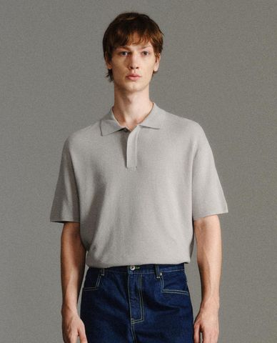  URBAN REVIVO - Áo dệt kim nam cổ bẻ tay ngắn lịch lãm 