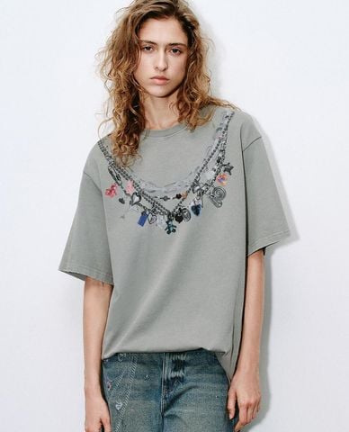  URBAN REVIVO - Áo thun nữ cổ tròn tay ngắn cá tính 