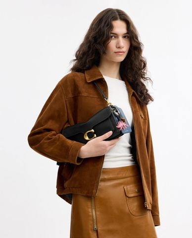  COACH - Túi đeo vai nữ phom chữ nhật Tabby 26 With Charms 