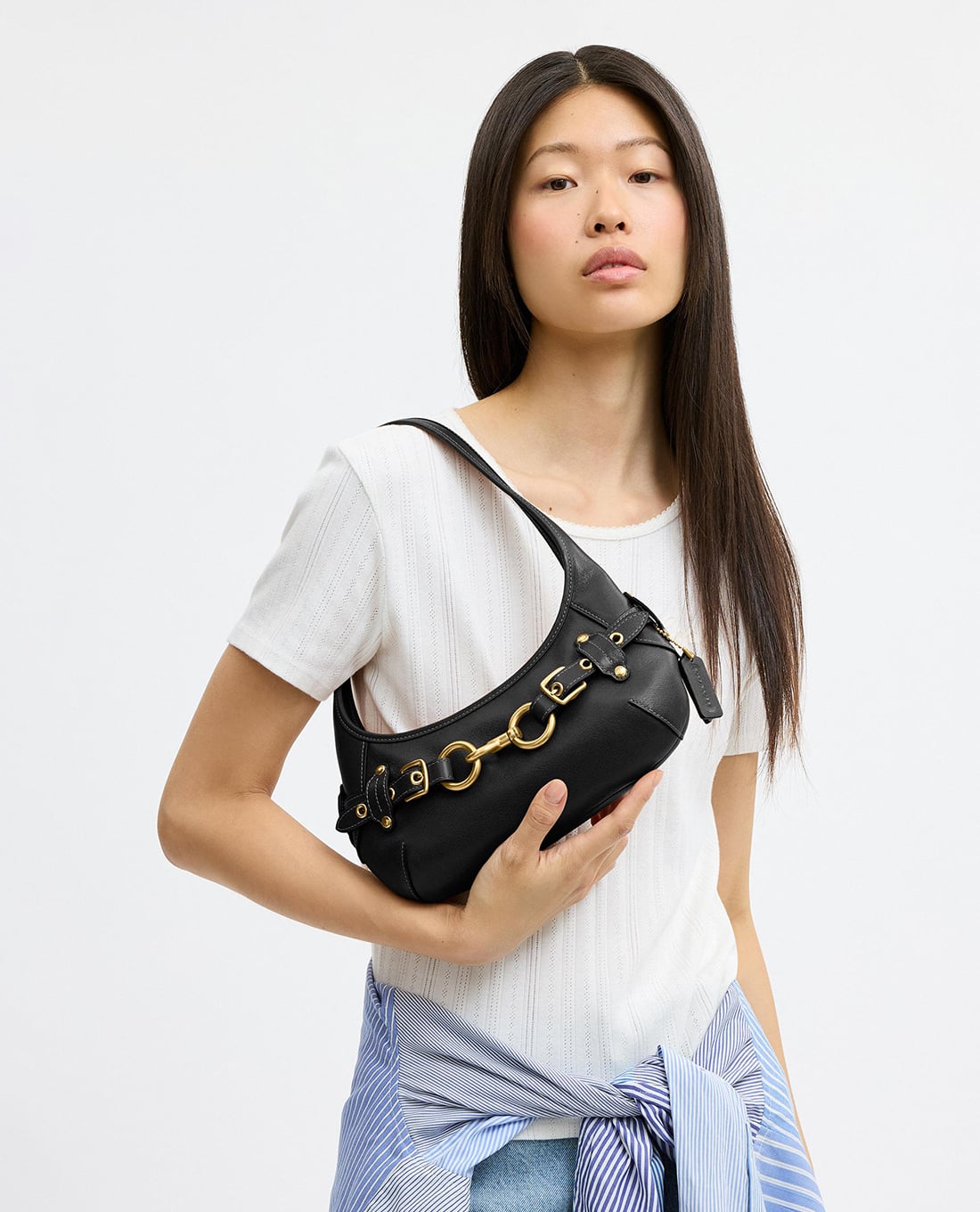 COACH - Túi đeo vai nữ hình bán nguyệt Belted Ergo 26