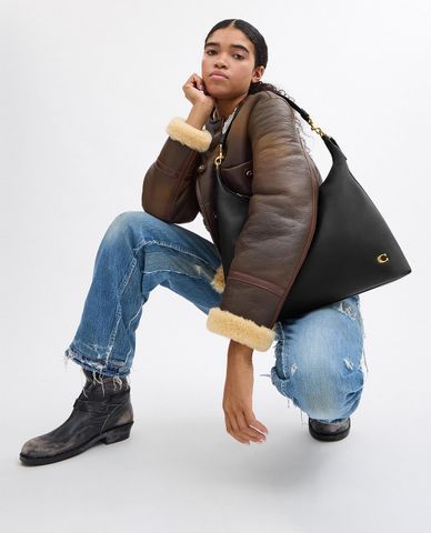  COACH - Túi đeo vai nữ phom hình thang Juliet 