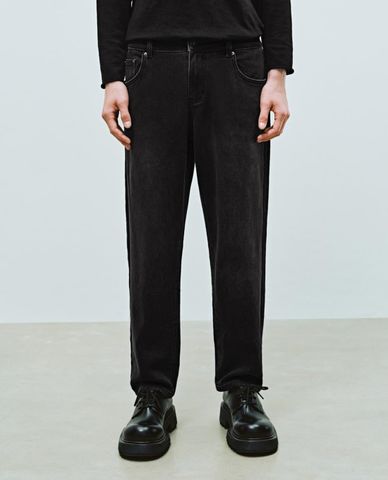  URBAN REVIVO - Quần jeans nam ống đứng hiện đại 