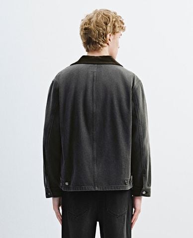  URBAN REVIVO - Áo khoác denim nam cổ nhung tay dài 