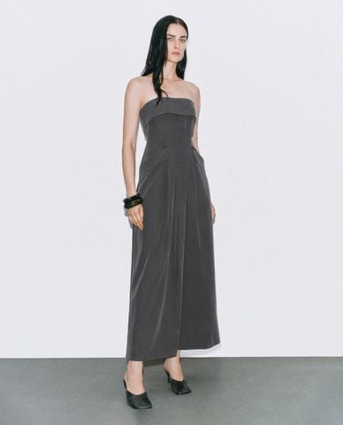  URBAN REVIVO - Đầm midi cúp ngực xếp li 