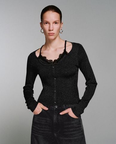  URBAN REVIVO - Áo dệt kim nữ tay dài phối dây viền ren 