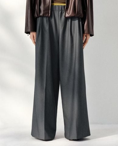  URBAN REVIVO - Quần nữ ống rộng lưng thun 