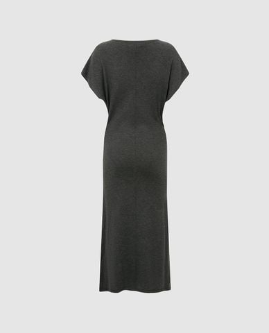  URBAN REVIVO - Đầm dệt kim midi cổ tròn tay ngắn 